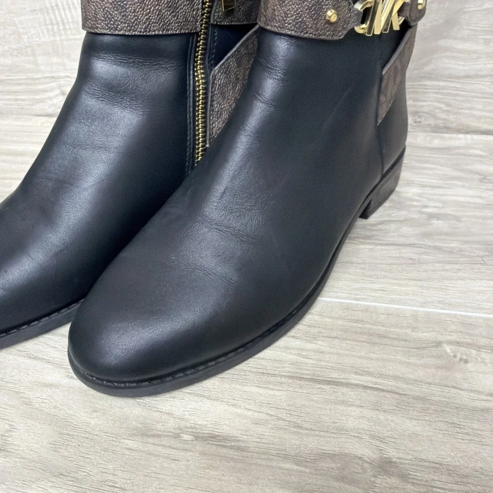 Michael Kors Black Farrah‎ Leather Flat Ankle Booties Boots 6.5